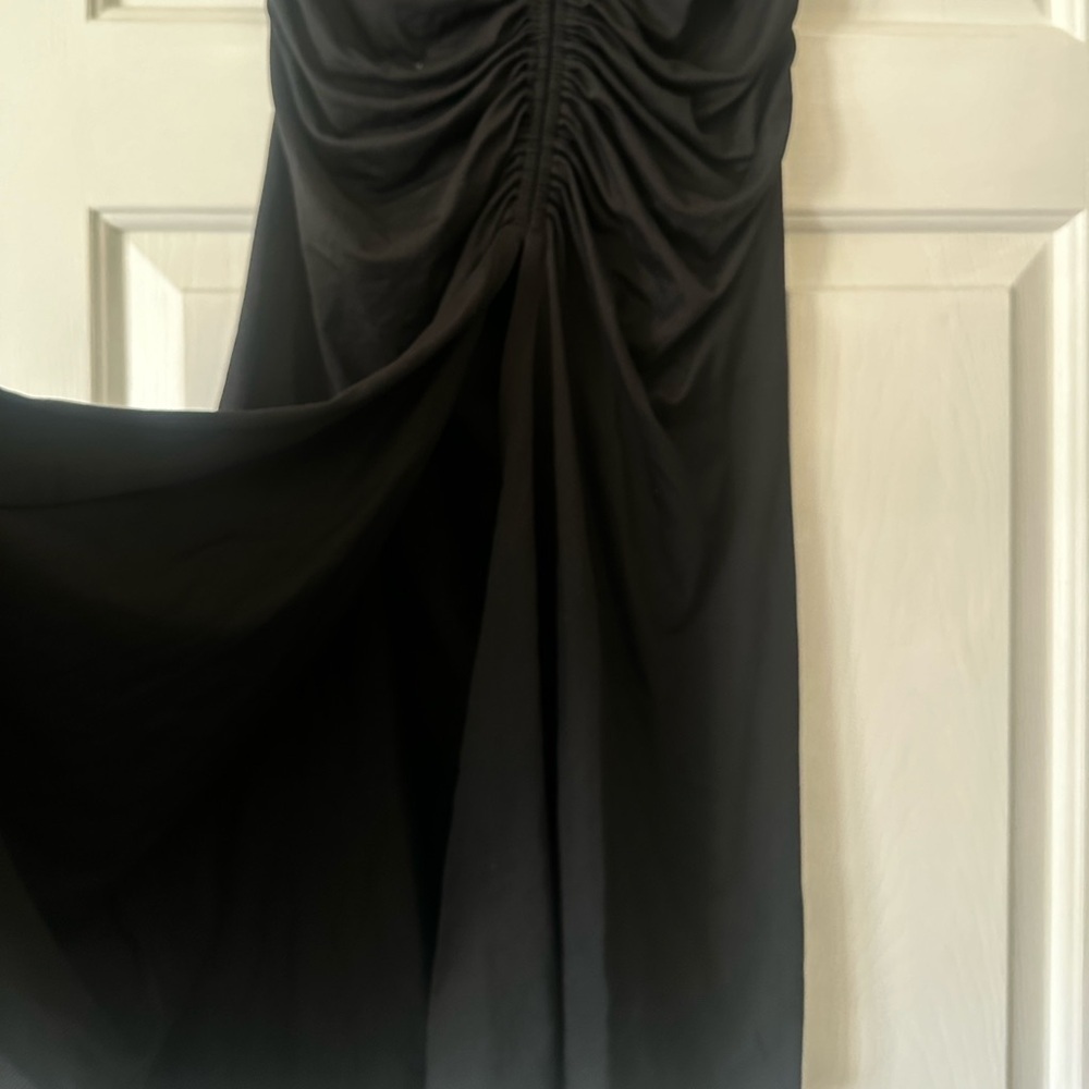 Susana Monaco Black midi skirt with ruched front and front slit, size xs - Picture 5 of 8